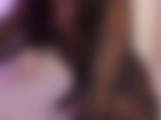 Iliana's Live Sex Cam Show