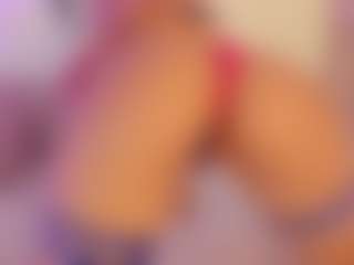 Iliana's Live Sex Cam Show