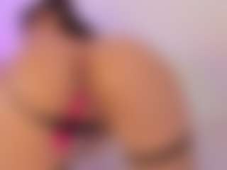 Iliana's Live Sex Cam Show