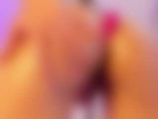 Iliana's Live Sex Cam Show