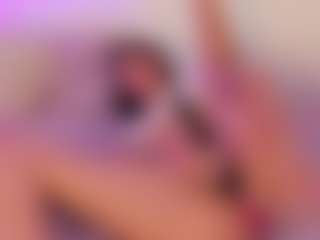 Iliana's Live Sex Cam Show