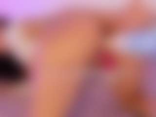 Iliana's Live Sex Cam Show