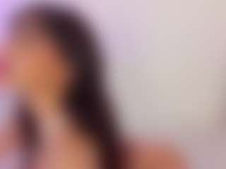 Iliana's Live Sex Cam Show