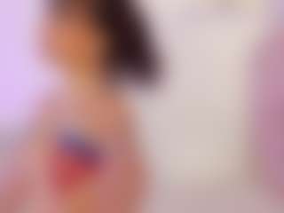 Iliana's Live Sex Cam Show