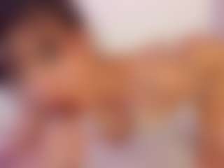 Iliana's Live Sex Cam Show
