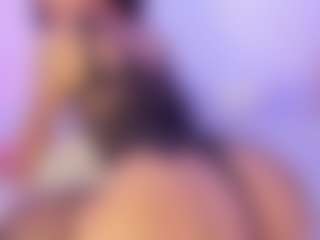 Iliana's Live Sex Cam Show