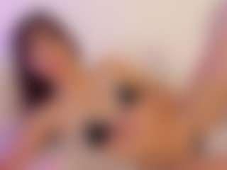 Iliana's Live Sex Cam Show