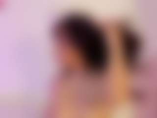 Iliana's Live Sex Cam Show