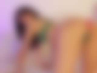Iliana's Live Sex Cam Show