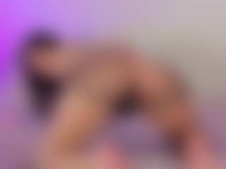 Iliana's Live Sex Cam Show