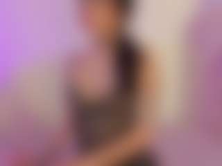 Iliana's Live Sex Cam Show