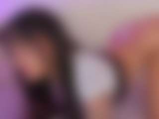 Iliana's Live Sex Cam Show