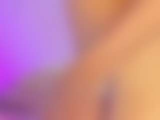 Iliana's Live Sex Cam Show
