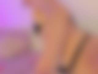Iliana's Live Sex Cam Show