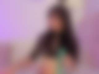 Iliana's Live Sex Cam Show