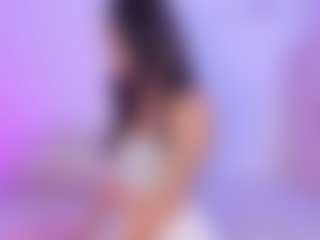 Iliana's Live Sex Cam Show