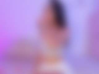 Iliana's Live Sex Cam Show