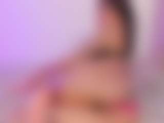 Iliana's Live Sex Cam Show