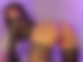 Iliana's Live Sex Cam Show