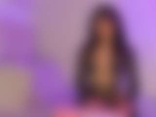 Iliana's Live Sex Cam Show