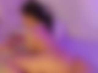 Iliana's Live Sex Cam Show