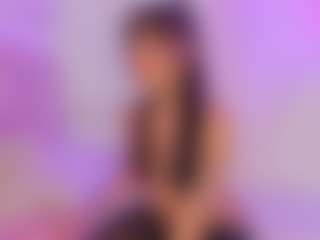 Show de cam en vivo con Iliana - Short Toys en Camsoda