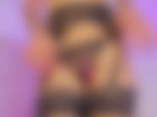 Iliana's Live Sex Cam Show