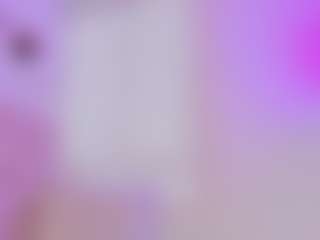 Live cam show with Iliana - Shaved Pussy Teen (18+) on Mixed Magazine Live