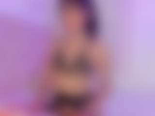 Iliana's Live Sex Cam Show