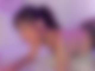 Iliana's Live Sex Cam Show