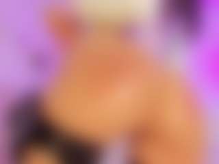 Iliana's Live Sex Cam Show