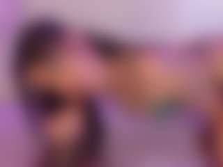 Iliana's Live Sex Cam Show
