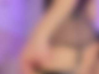 Live cam show with Iliana - Control on Soda Cam