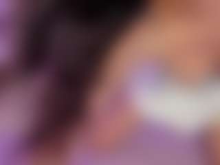 Iliana's Live Sex Cam Show