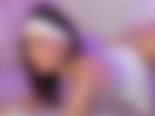 Iliana's Live Sex Cam Show