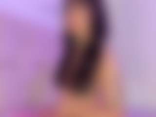 Iliana's Live Sex Cam Show