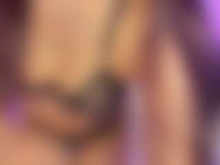 Iliana's Live Sex Cam Show