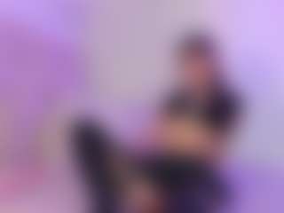 Iliana's Live Sex Cam Show