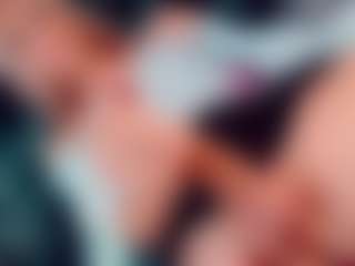 Live cam show with KataleyaBigCock - Brown Eyes on alttransgirls