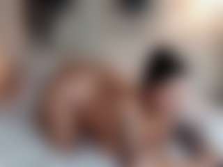 neytirimoon MILF webcam performer live streaming