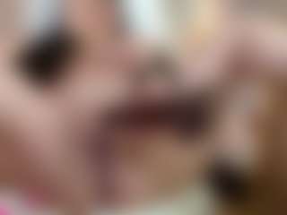 neytirimoon MILF webcam performer live streaming