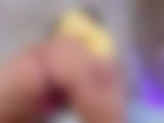 Live cam show with neytirimoon - Red Hair on Cam Slut