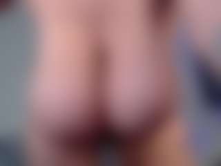 Live cam show with neytirimoon - Red Hair Blowjob on Mixed Magazine Live