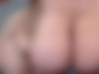 Live cam show with neytirimoon - Bedroom Red Hair on xxxlivecams.org