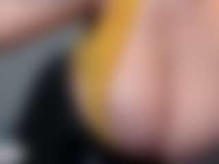 neytirimoon's Live Sex Cam Show