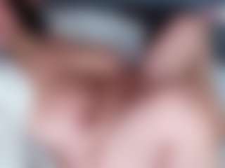 Live cam show with neytirimoon - Brown Eyes MILF on sexytreat.net