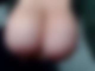 Live cam show with neytirimoon - Bedroom Red Hair on luckytryst.com