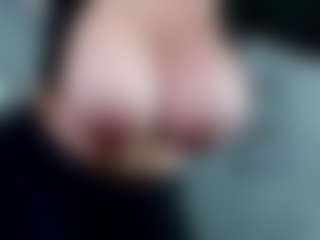 Live cam show with neytirimoon - Red Hair MILF on CamClone