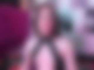 Live cam show with Thenaviolet - Tease on TottyGirls