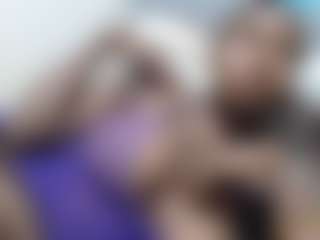 Live cam show with EmilyRiley - Nipple Play on Fling VIP Chat